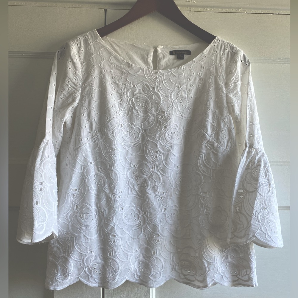 Brooks Brothers White Eyelet Blouse. Size 4